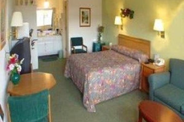 UNIVERSITY INN AND SUITES (Eugene)